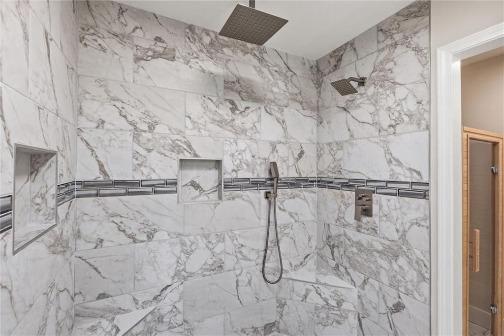 12444 Leavenworth Road — photo 35