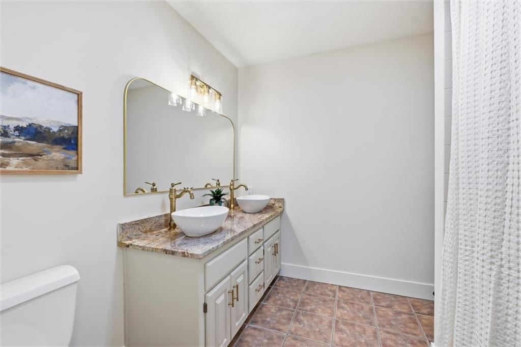 12444 Leavenworth Road — photo 43