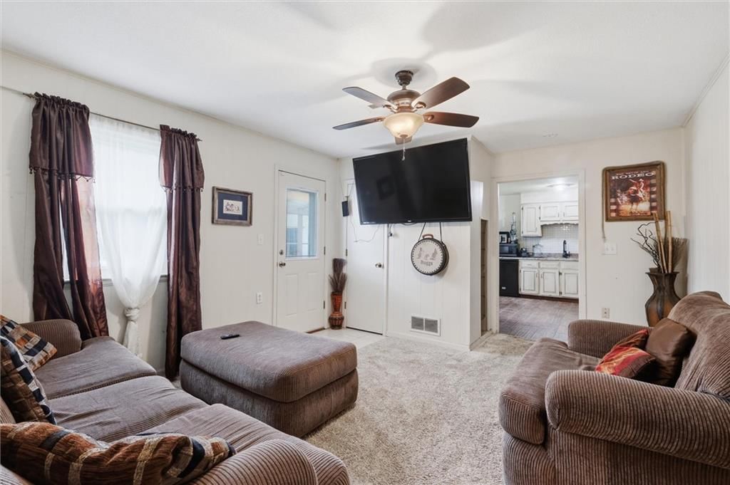 12444 Leavenworth Road — photo 47