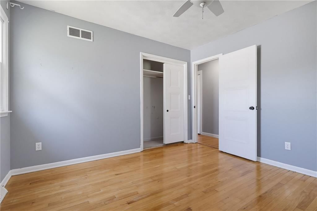 1105 Lake Manor Drive — photo 11