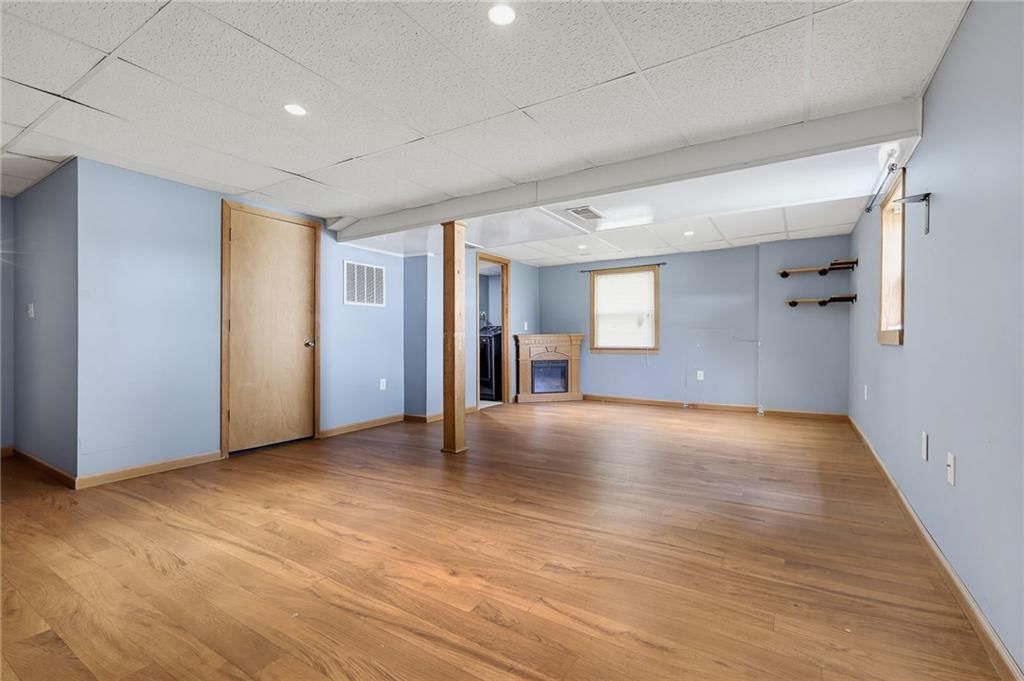 1105 Lake Manor Drive — photo 24