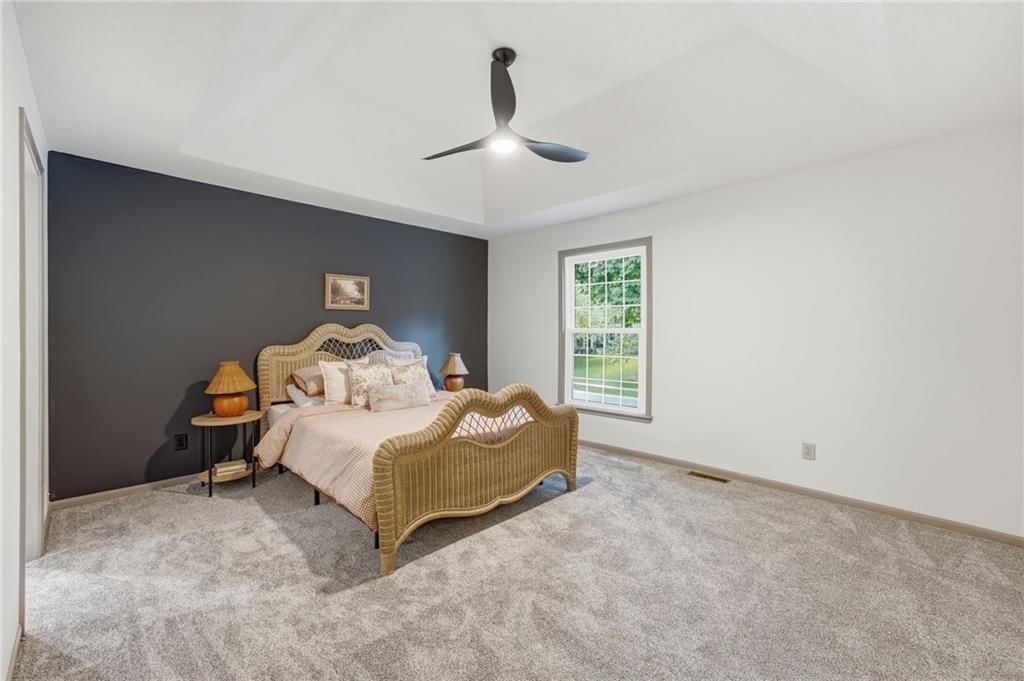 8009 Hallet Street — photo 22