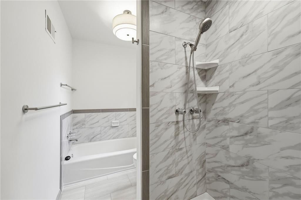 8009 Hallet Street — photo 26