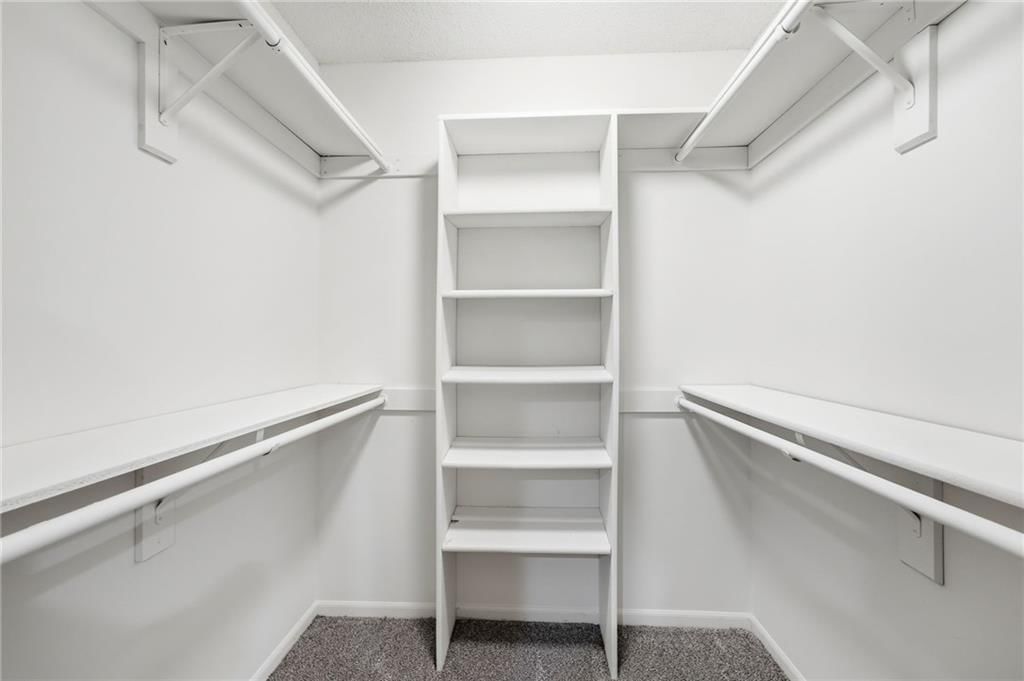 8009 Hallet Street — photo 28
