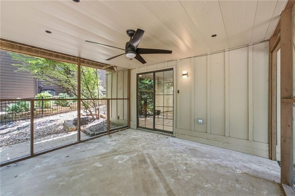 8009 Hallet Street — photo 40
