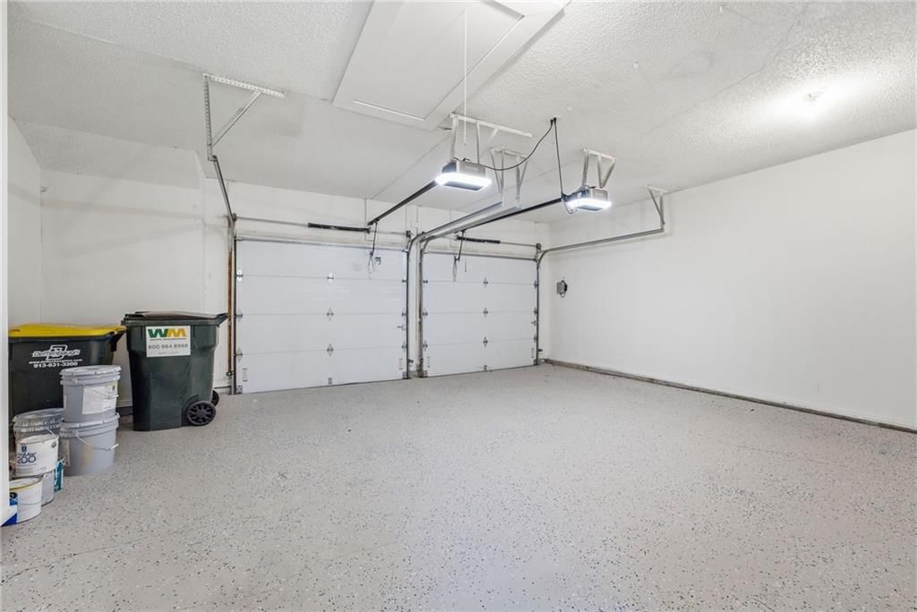 8009 Hallet Street — photo 42
