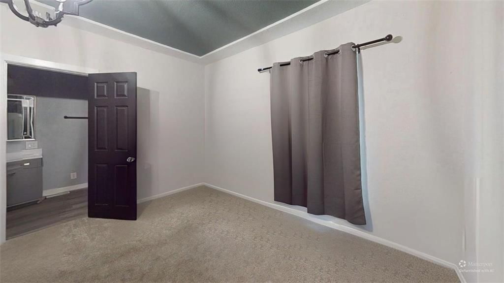 620 N Washington Street — photo 17