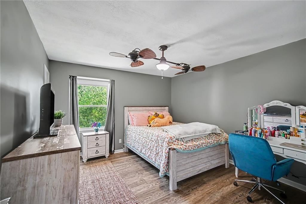 7641 N Lucerne Court — photo 20