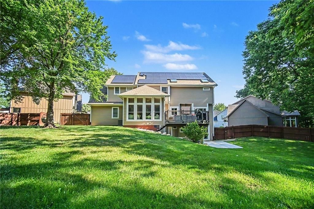 7641 N Lucerne Court — photo 34