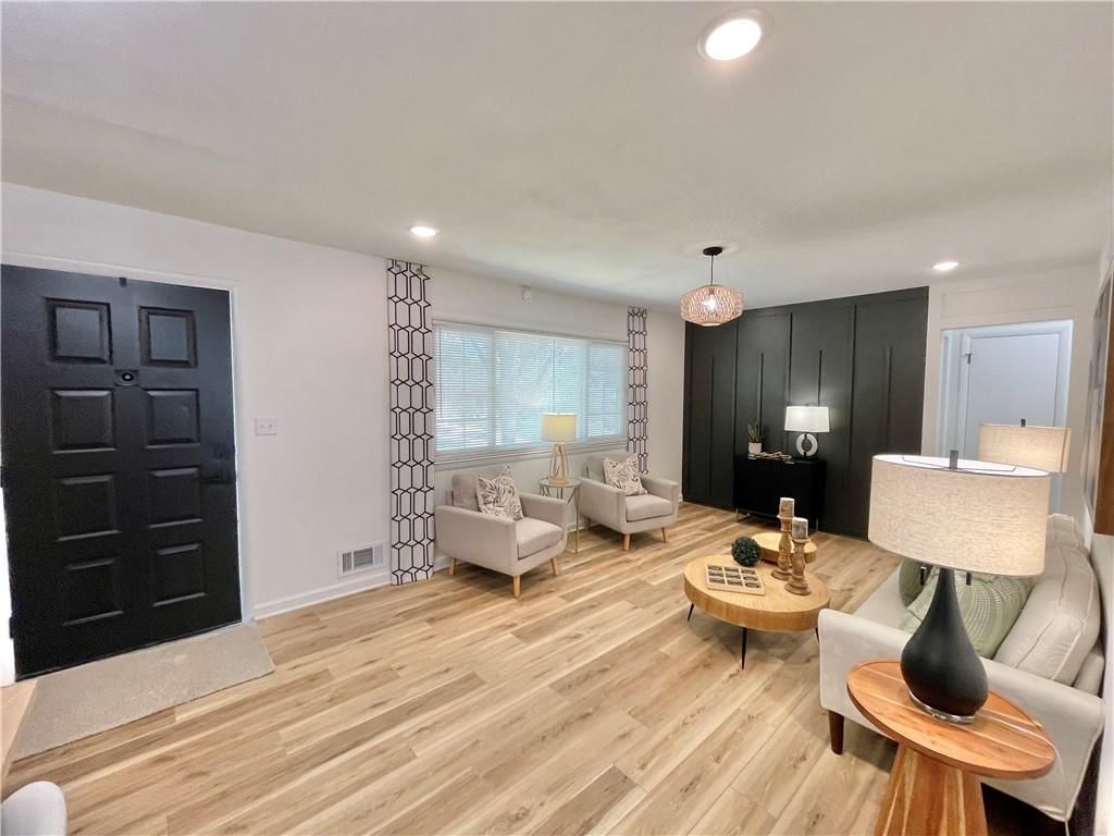 3520 S Liberty Street — photo 3