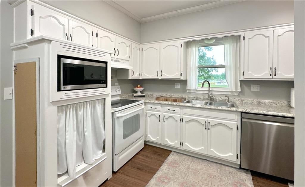 105 Broadway Street — photo 10