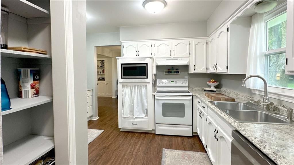 105 Broadway Street — photo 11