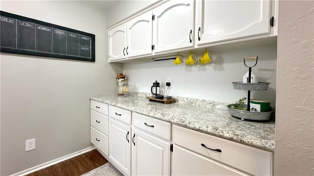 105 Broadway Street — photo 12