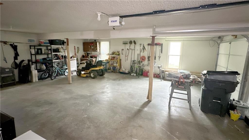 105 Broadway Street — photo 31