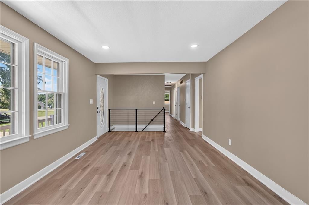 10508 E 241st Ter Terrace — photo 8
