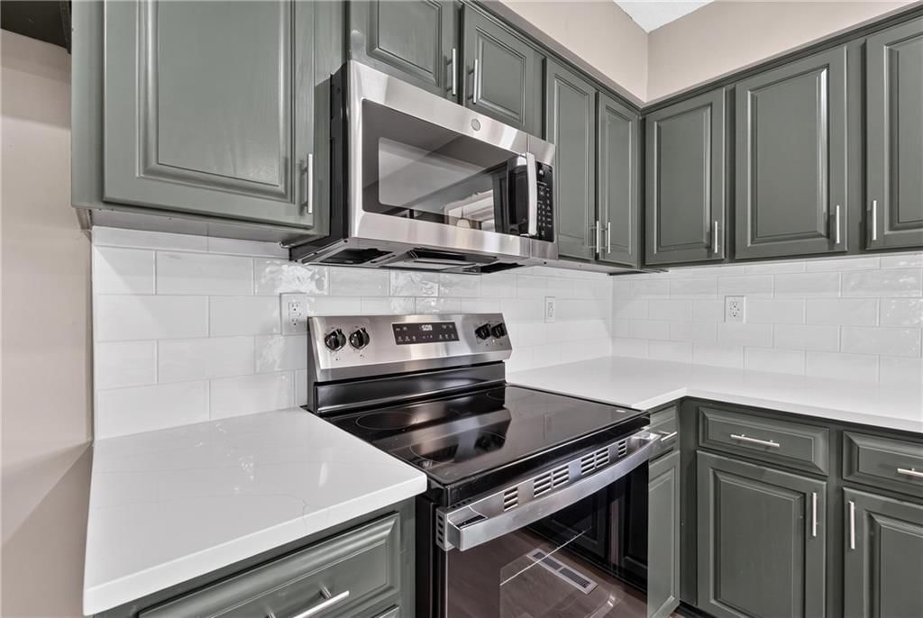 10508 E 241st Ter Terrace — photo 17