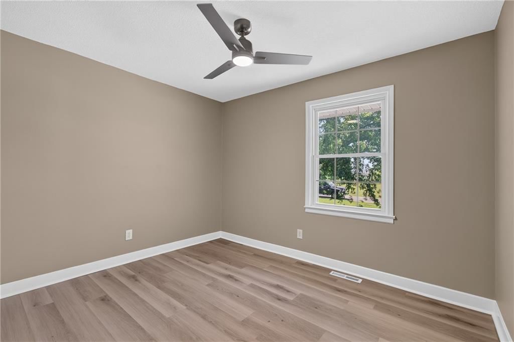 10508 E 241st Ter Terrace — photo 21