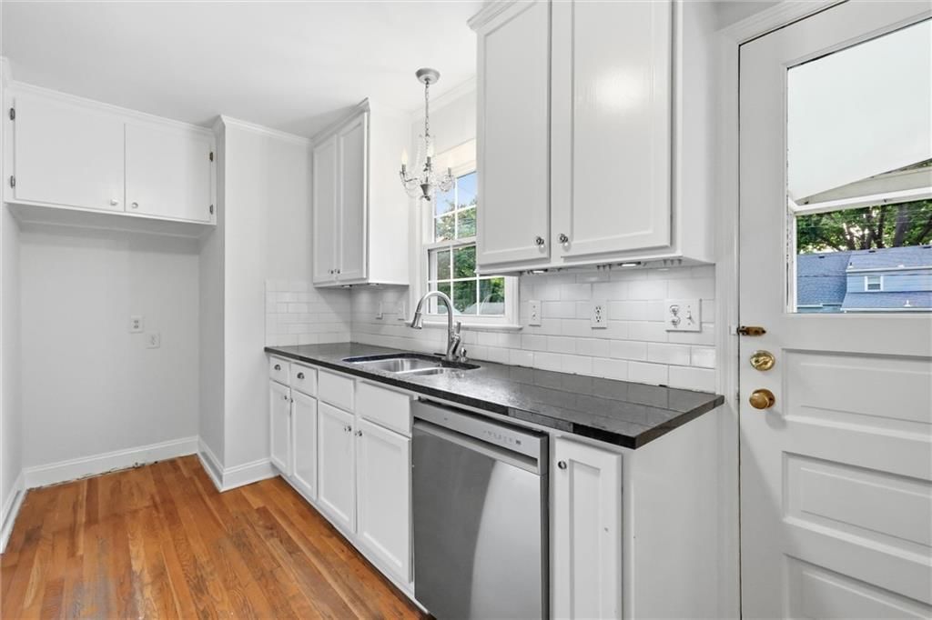 5516 Rosewood Street — photo 11