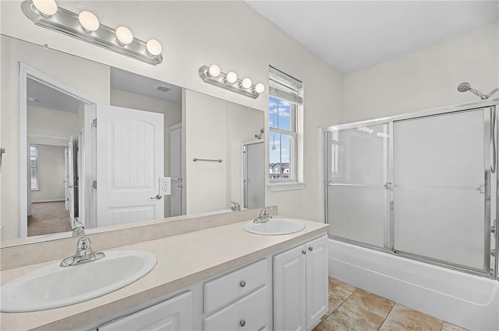 5245 Overland Drive — photo 25