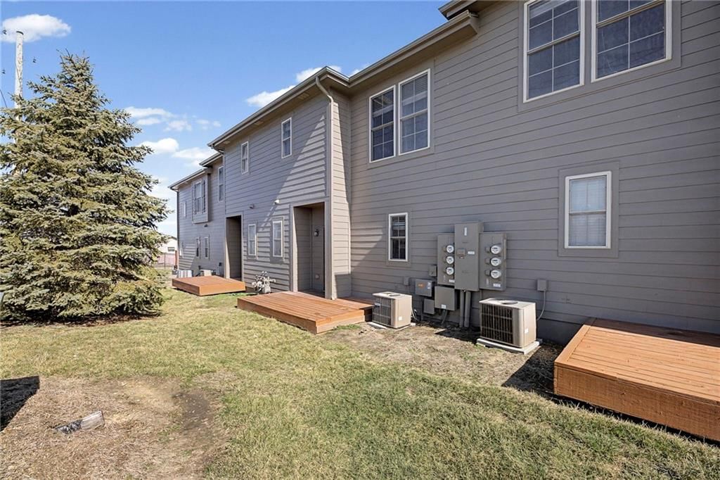 5245 Overland Drive — photo 41