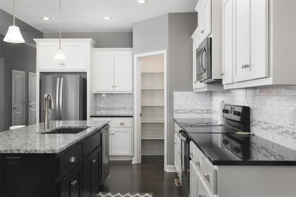 105 SE Griffin Street — photo 7