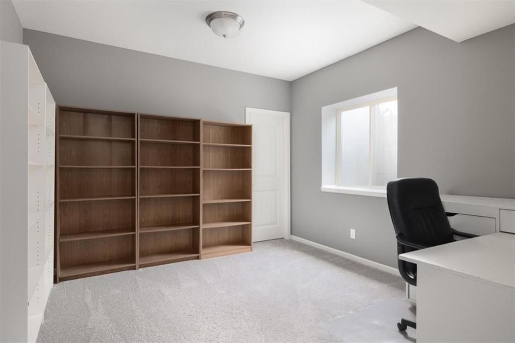 105 SE Griffin Street — photo 21