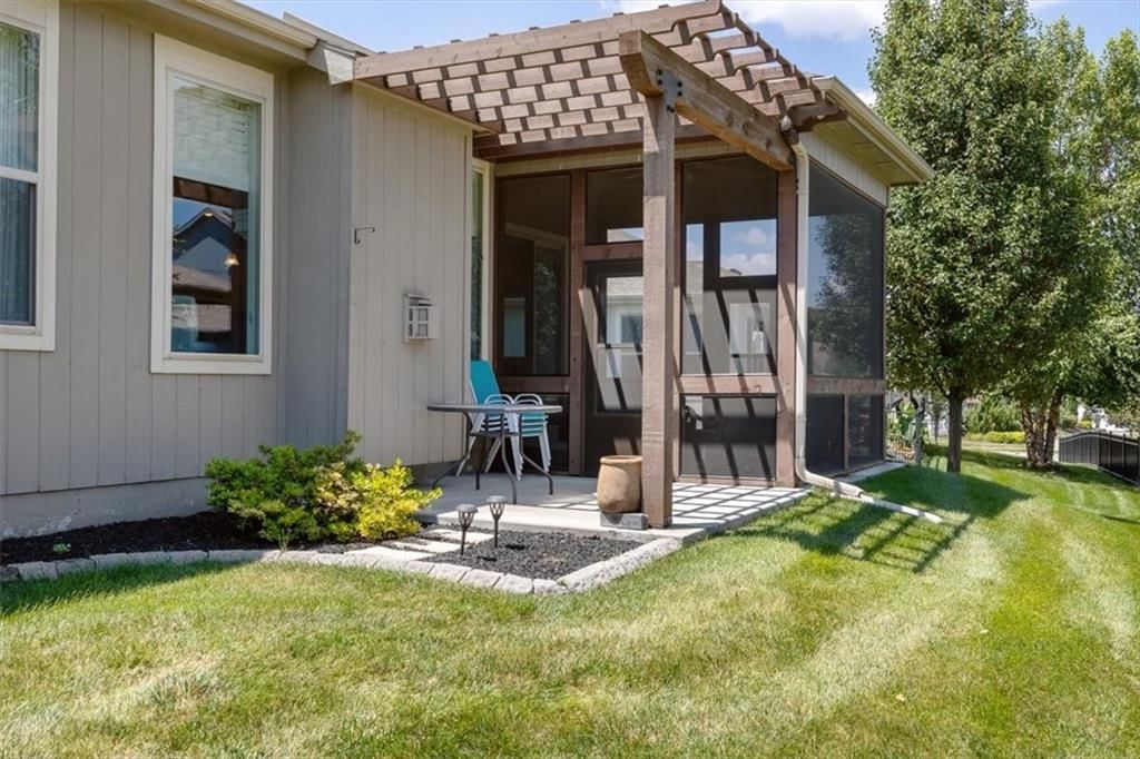 105 SE Griffin Street — photo 25