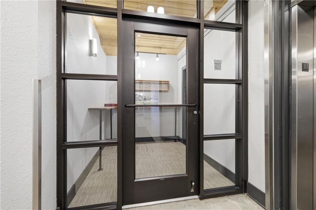 1535 Walnut Street — photo 10