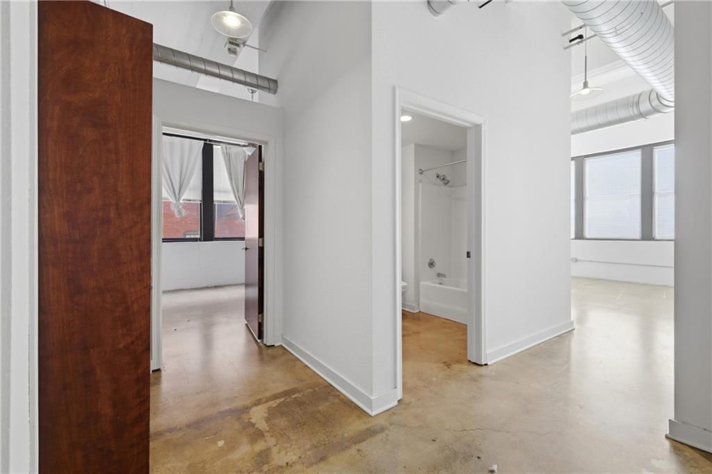 1535 Walnut Street — photo 15