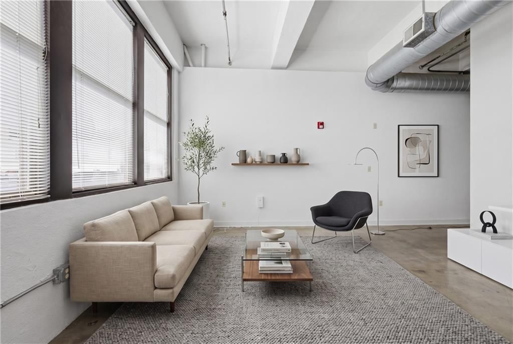 1535 Walnut Street — photo 17