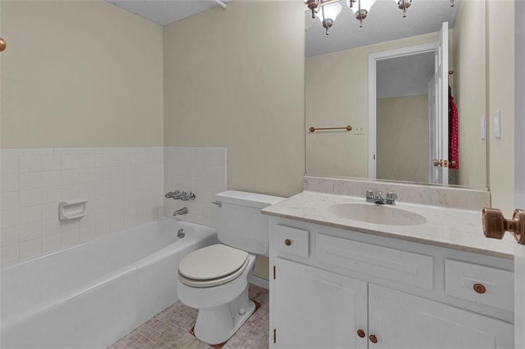 6809 N Agnes Avenue — photo 32