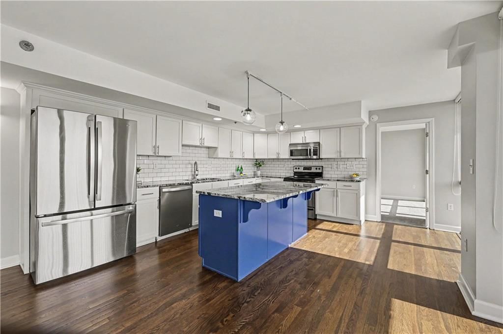 600 E Admiral Boulevard — photo 4