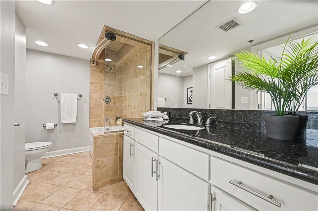600 E Admiral Boulevard — photo 11