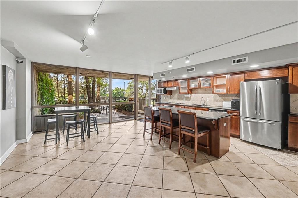 600 E Admiral Boulevard — photo 19