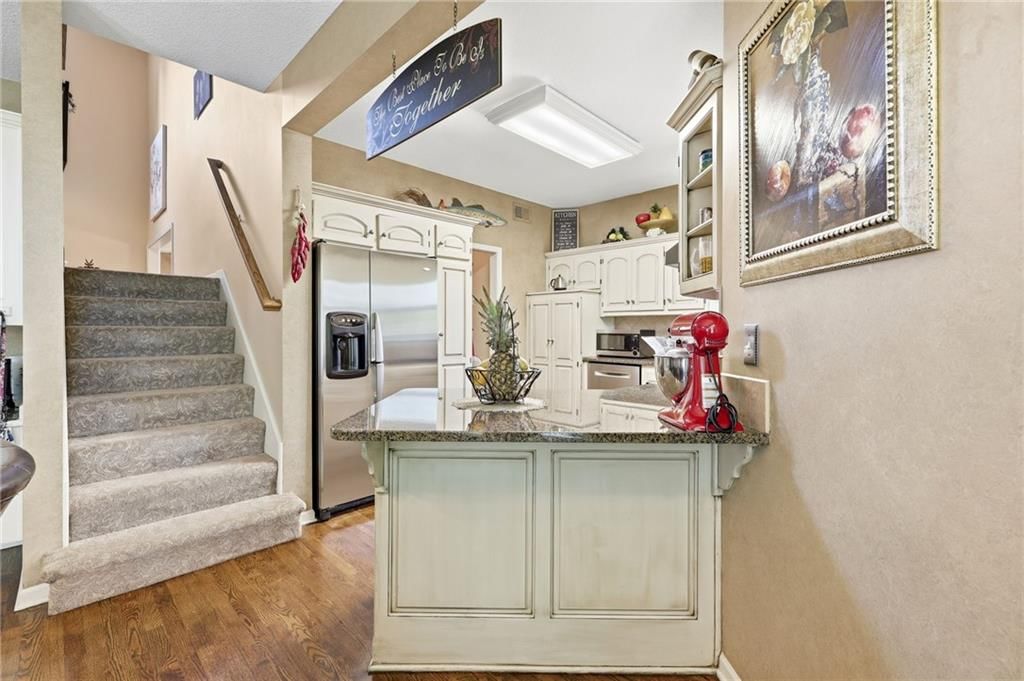8100 W 144th Terrace — photo 14