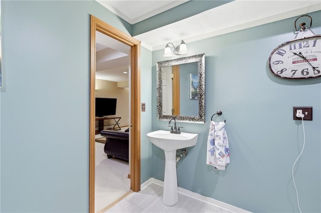 8100 W 144th Terrace — photo 45