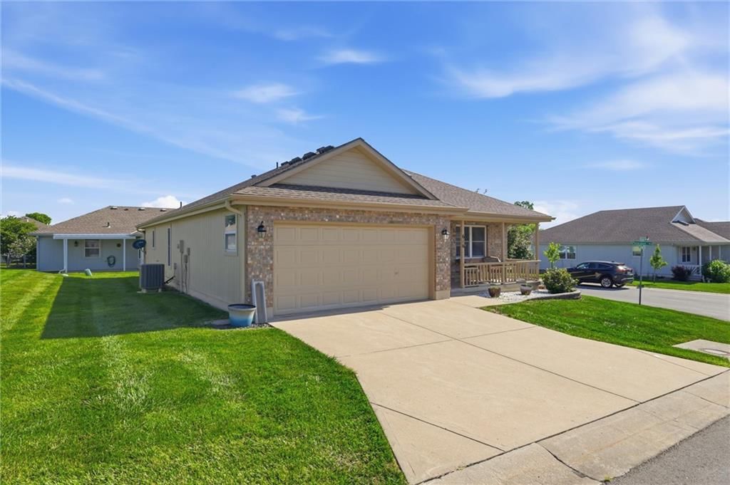 616 Twilight Drive — photo 3