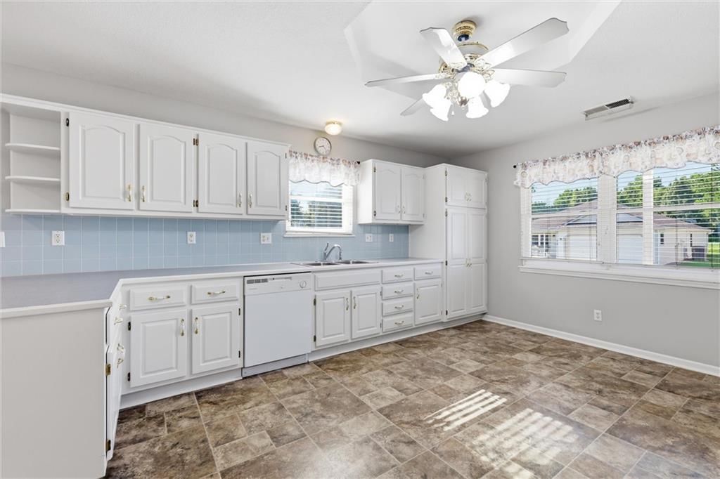 616 Twilight Drive — photo 10