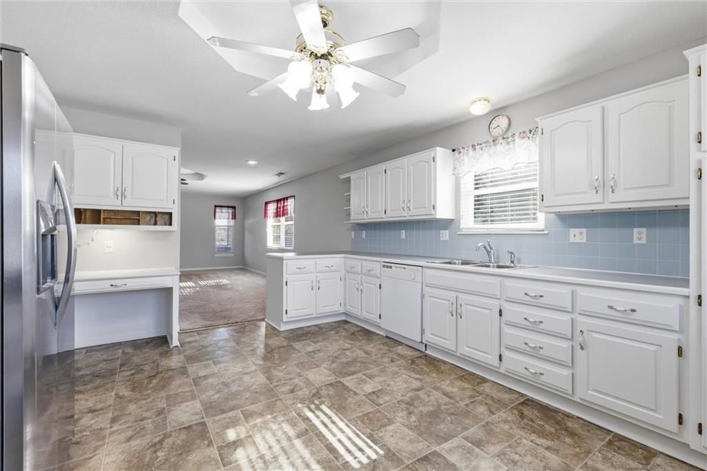 616 Twilight Drive — photo 11