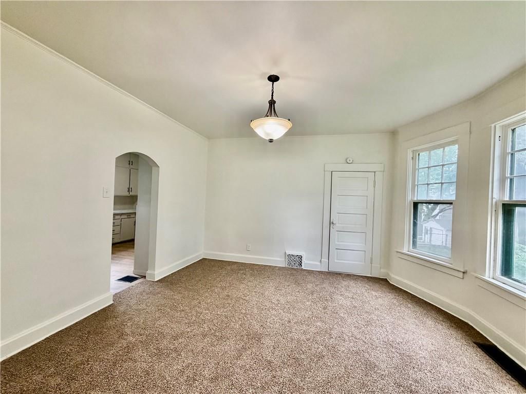 2819 Sacramento Street — photo 4