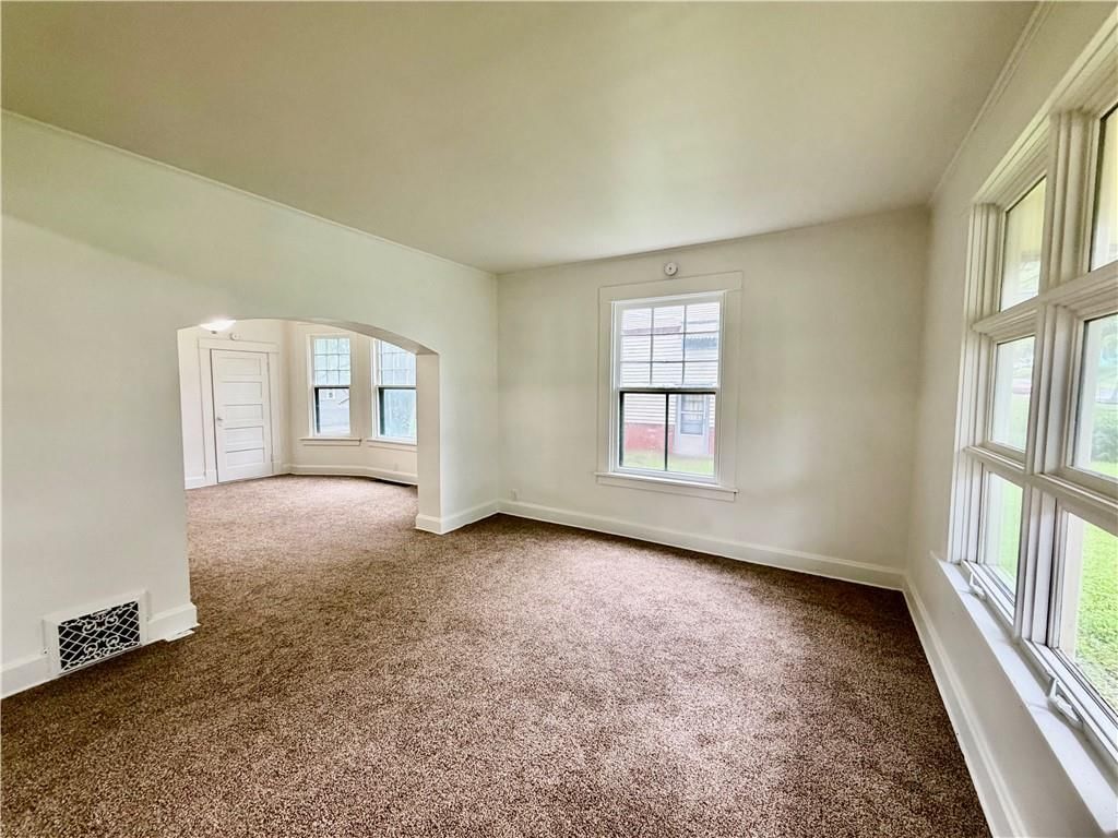 2819 Sacramento Street — photo 6