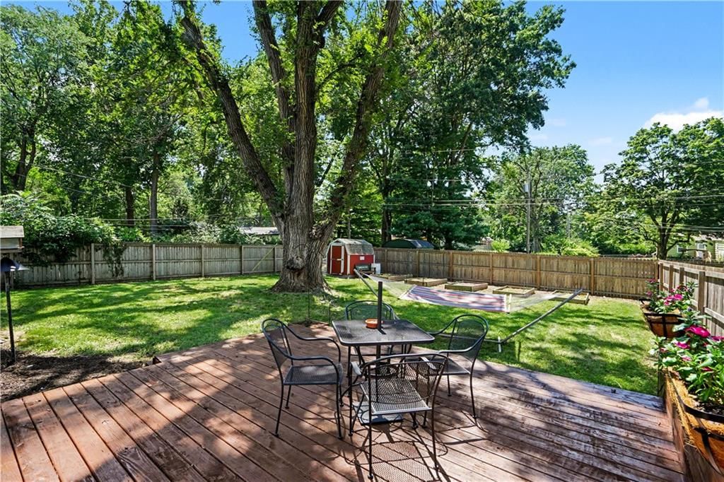 7110 Santa Fe Drive — photo 17