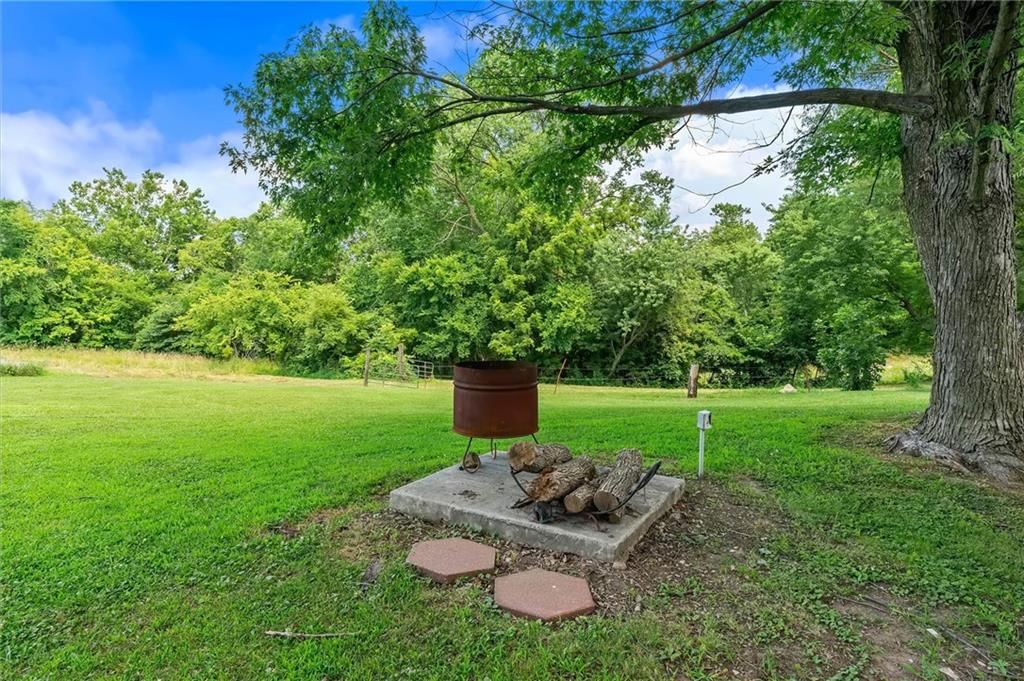11026 Shach Creek Road — photo 33