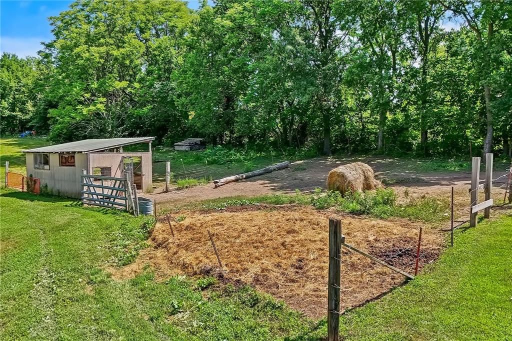 11026 Shach Creek Road — photo 37