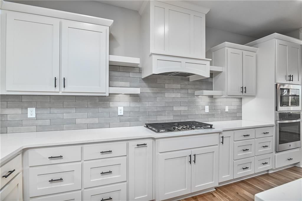 6010 Apache Drive — photo 12