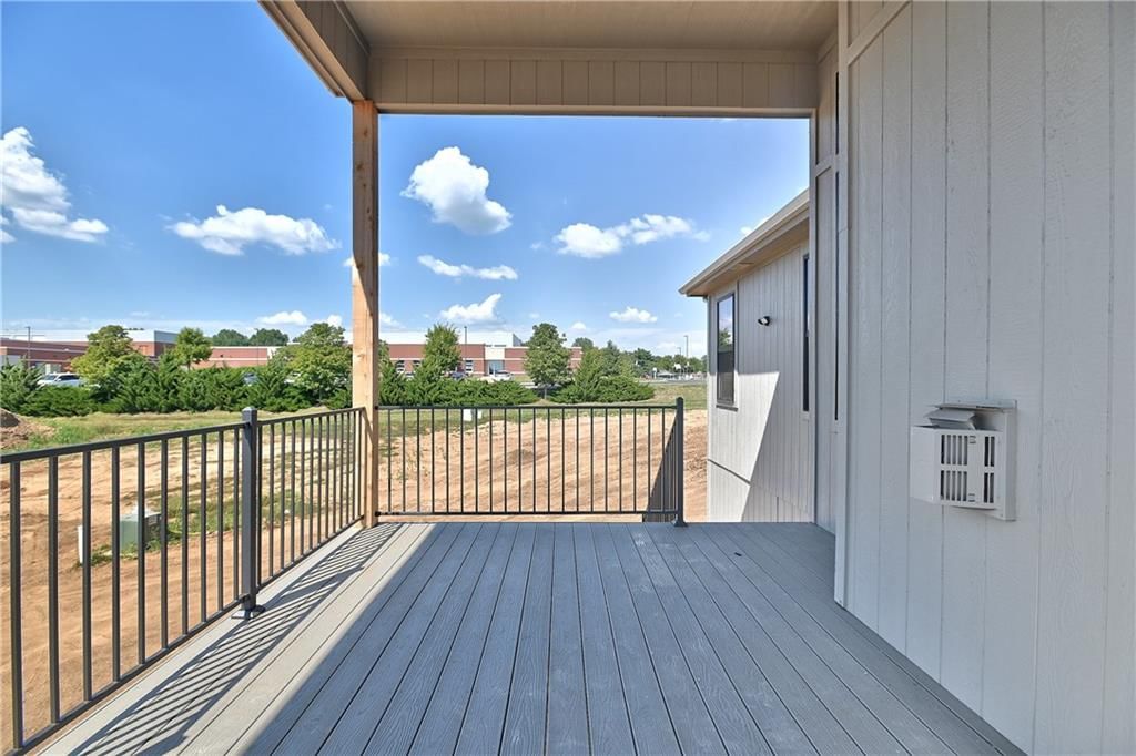 6010 Apache Drive — photo 27