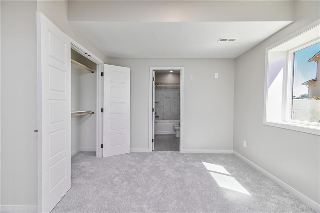 6010 Apache Drive — photo 33