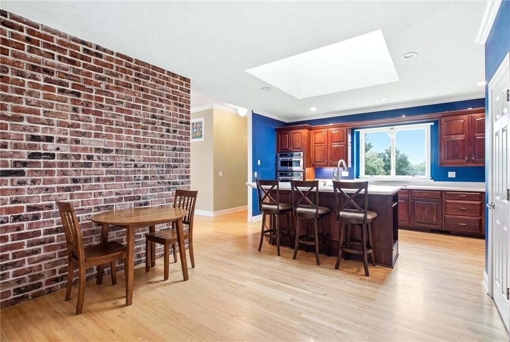 2530 Greenwood Drive — photo 12