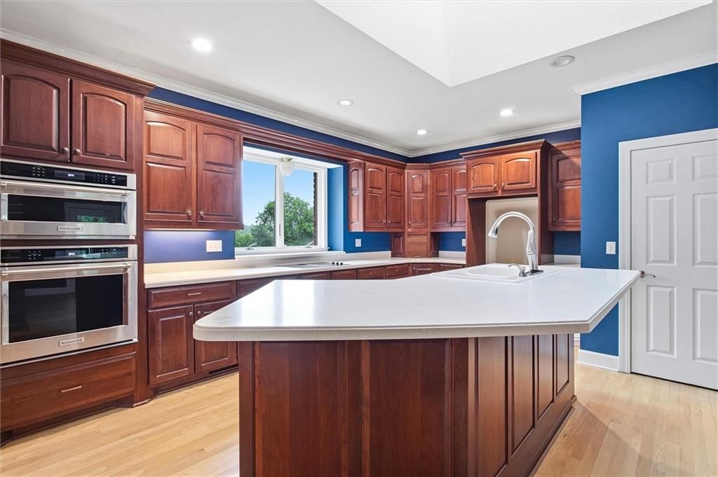 2530 Greenwood Drive — photo 15