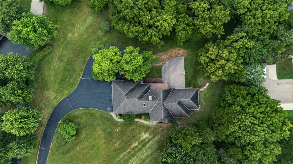 2530 Greenwood Drive — photo 36